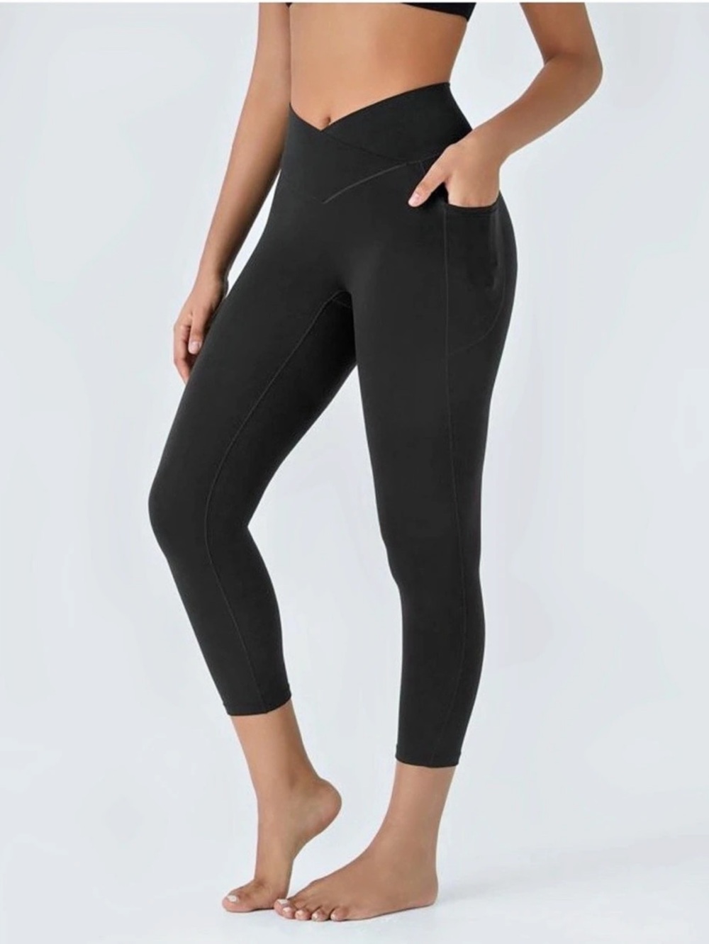 Halara Crossover Waist Leggings with Pockets 25" Leggings Black